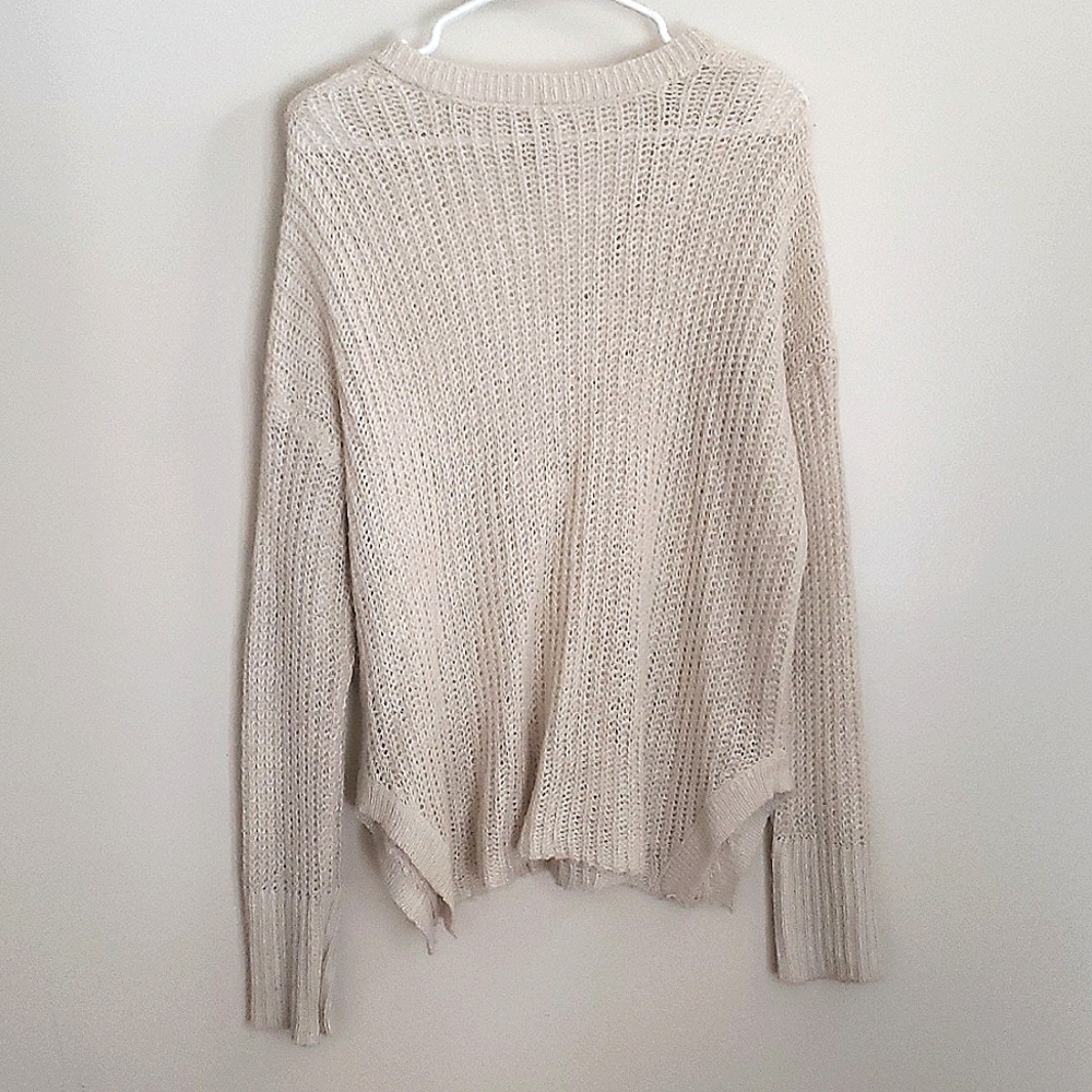 Aeropostale Knit V-Neck Sweater - Picture 7 of 7